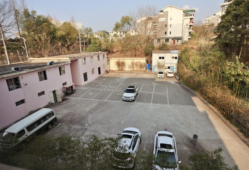 בית מלון כפרי Metropolo Wuyishan Resort