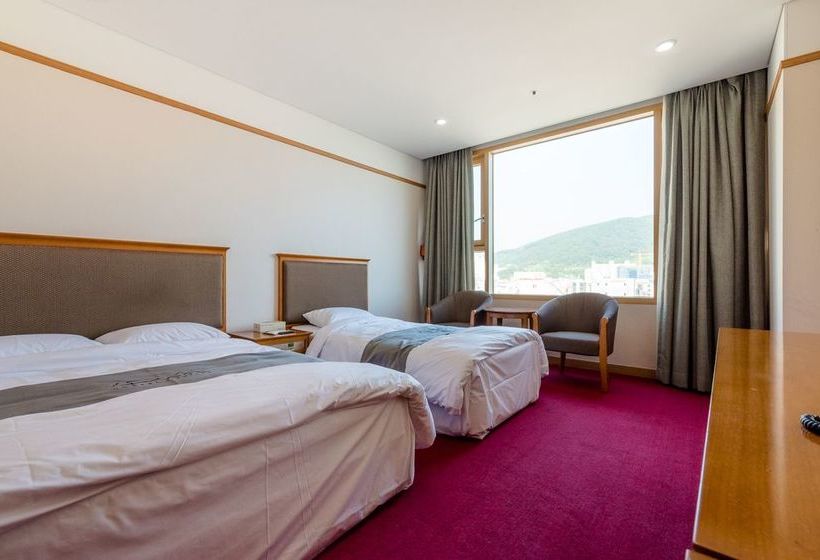 בית מלון כפרי Homefourest