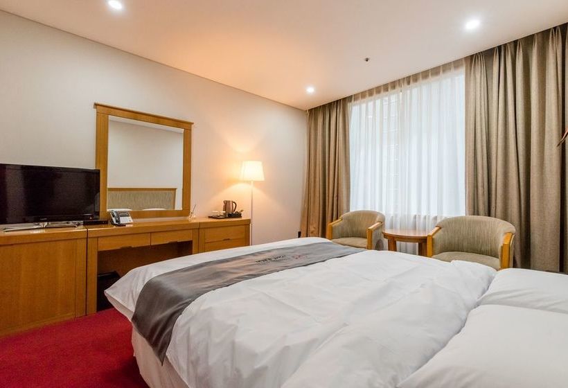 בית מלון כפרי Homefourest