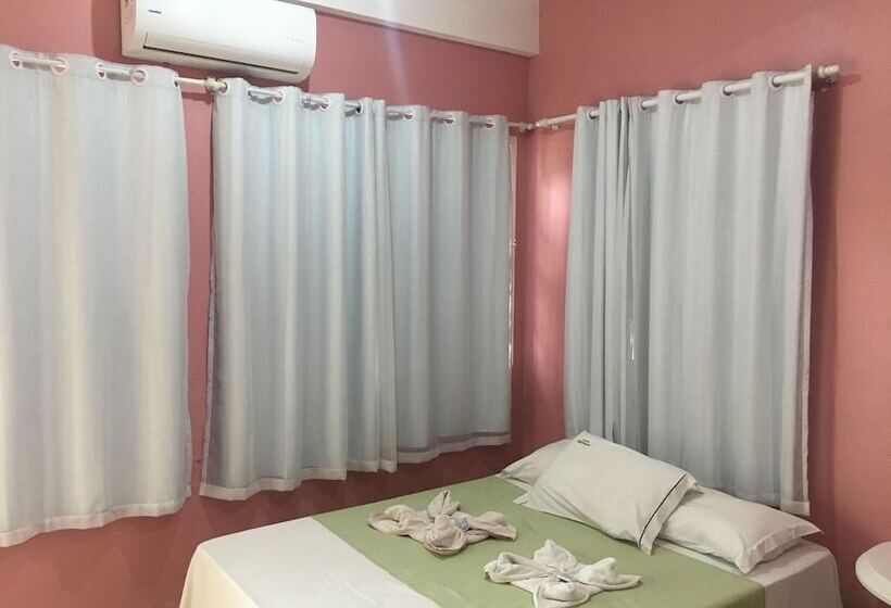 ホテル Pousada Belmare