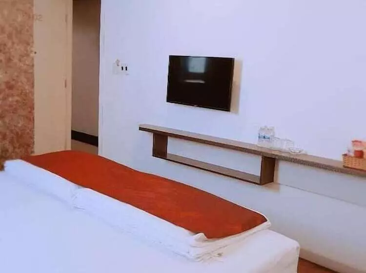هتل Rich