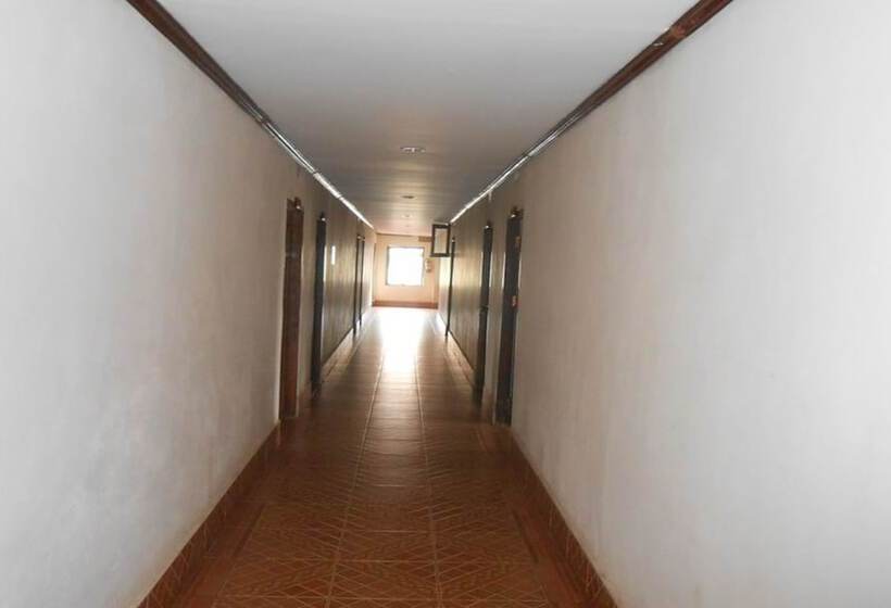 בית מלון כפרי Vanhmaly