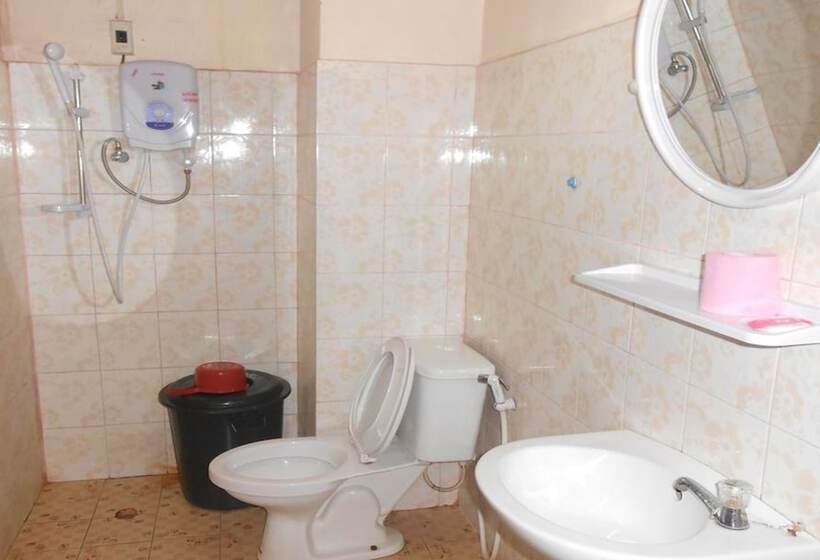 בית מלון כפרי Vanhmaly