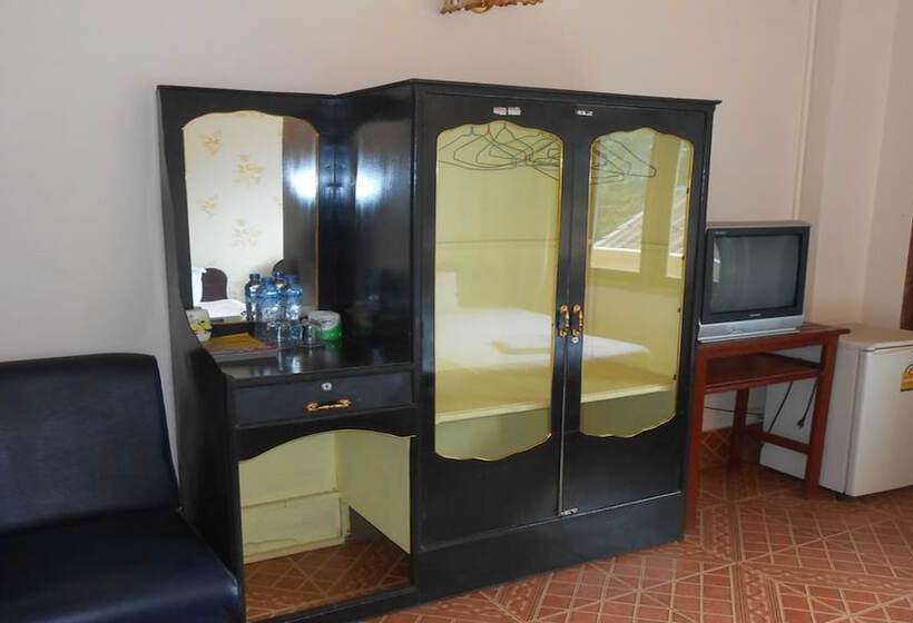 בית מלון כפרי Vanhmaly