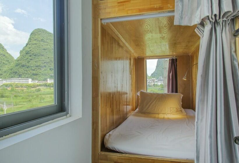 פונדק Mountain Stream