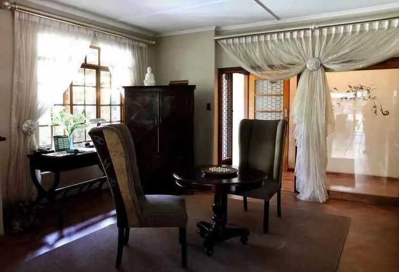 پانسیون Cappuccino S Lodge