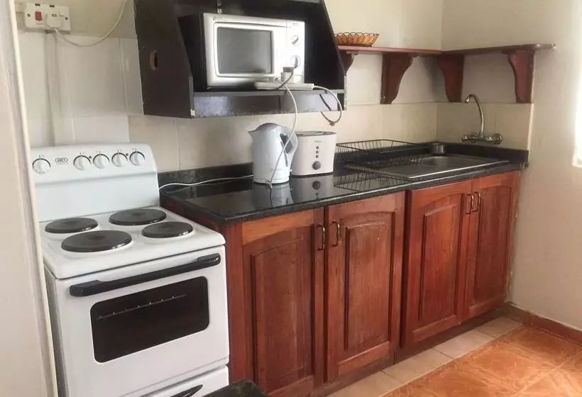 Pension Kaliyangile Guest House