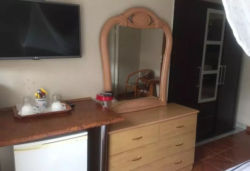 Pension Kaliyangile Guest House