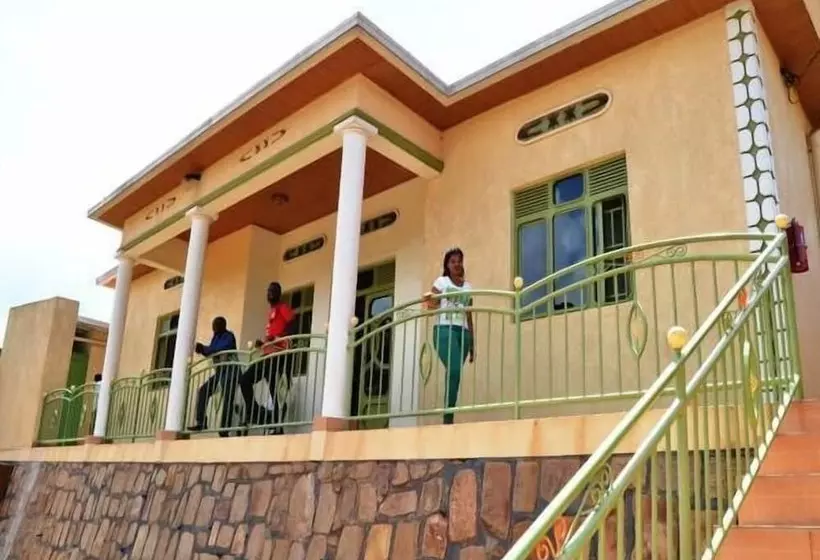 Pension La Difference Guest House