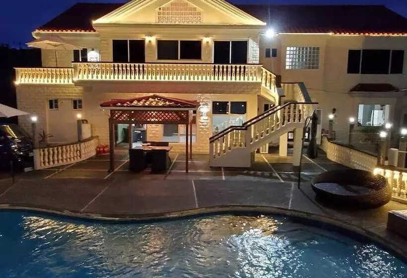 پانسیون Saipan Stay Lounge