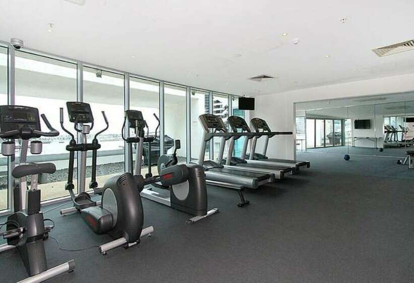 Readyset Apartments At Central Pier