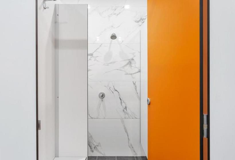 Unwind At The Bunkhouse