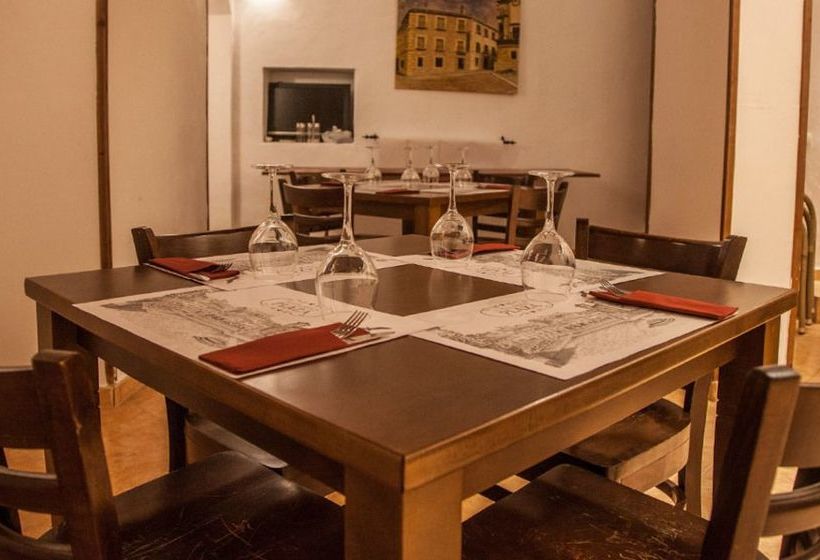 호스텔 Hostal Mesón Plaza