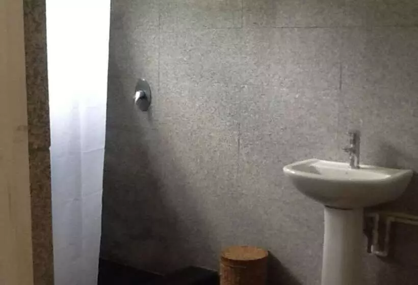 Aamiaismajoitus (B&B) A Private Room In Paradise, Vieux Fort