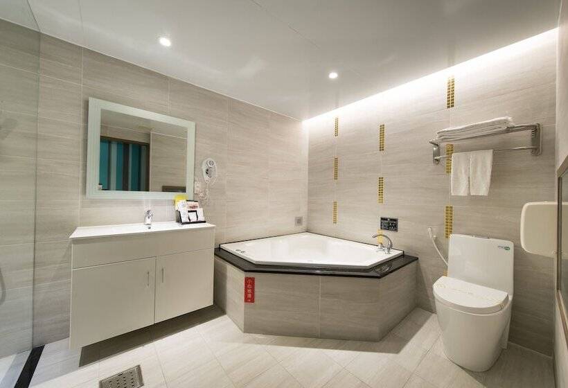 Discovery Motel Yonghe