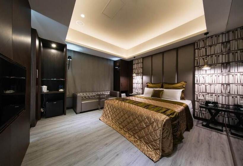 Discovery Motel Yonghe