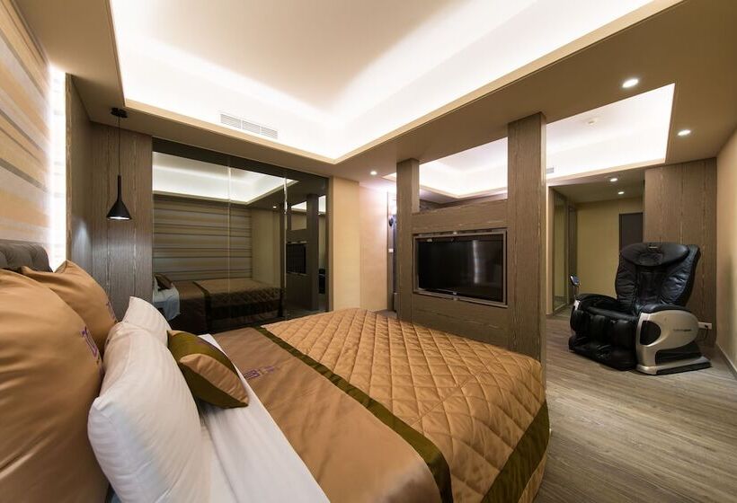 Discovery Motel Yonghe