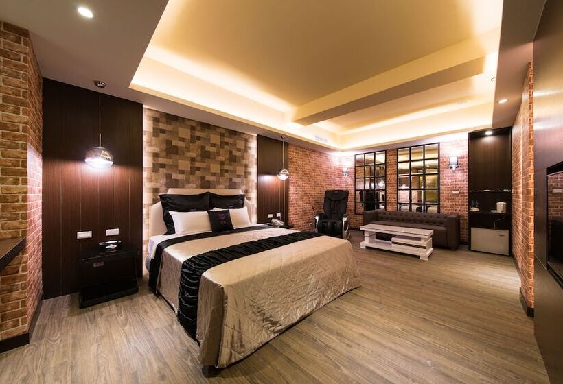 Discovery Motel Yonghe