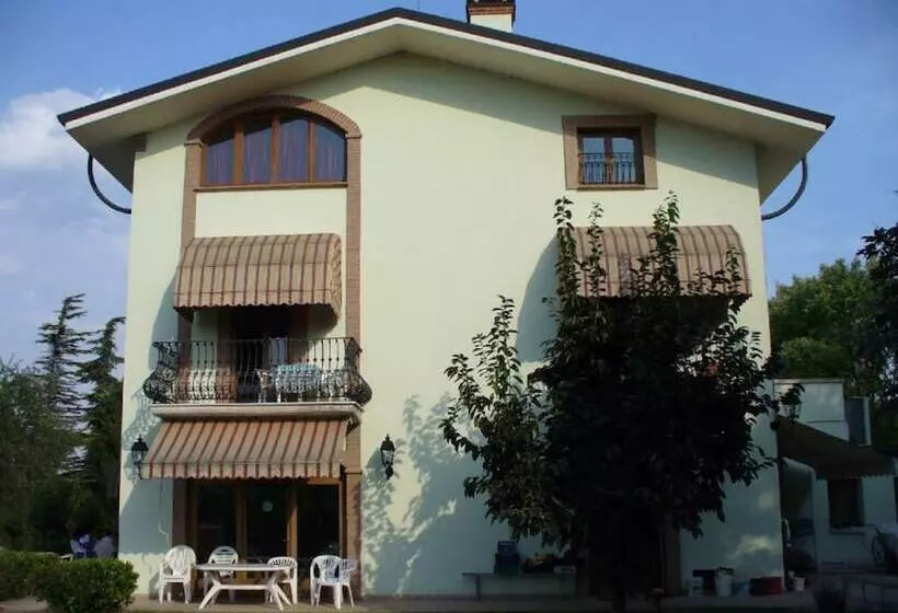 هتل Agriturismo Corte Trincerone
