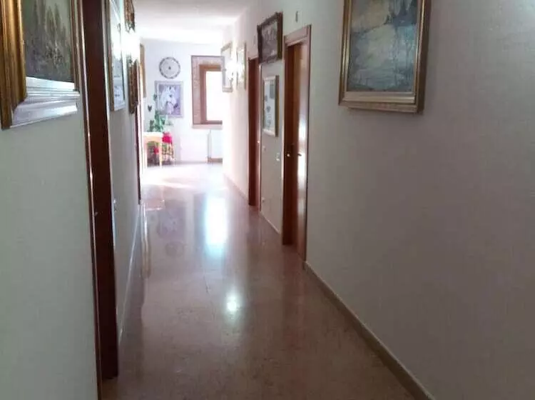 هتل Agriturismo Corte Trincerone