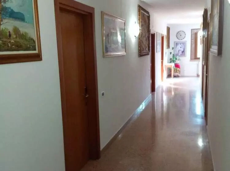 هتل Agriturismo Corte Trincerone