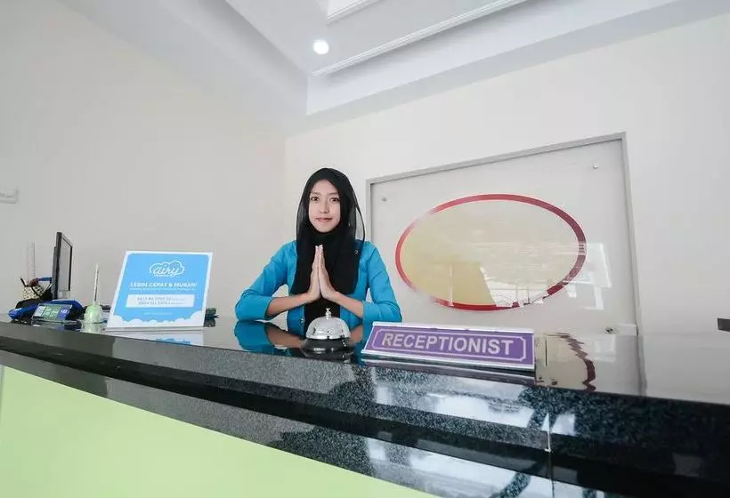 ホテル Airy Eco Syariah Lowokwaru Ikan Gurami Malang