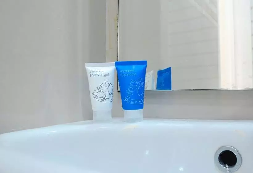 ホテル Airy Eco Syariah Lowokwaru Ikan Gurami Malang