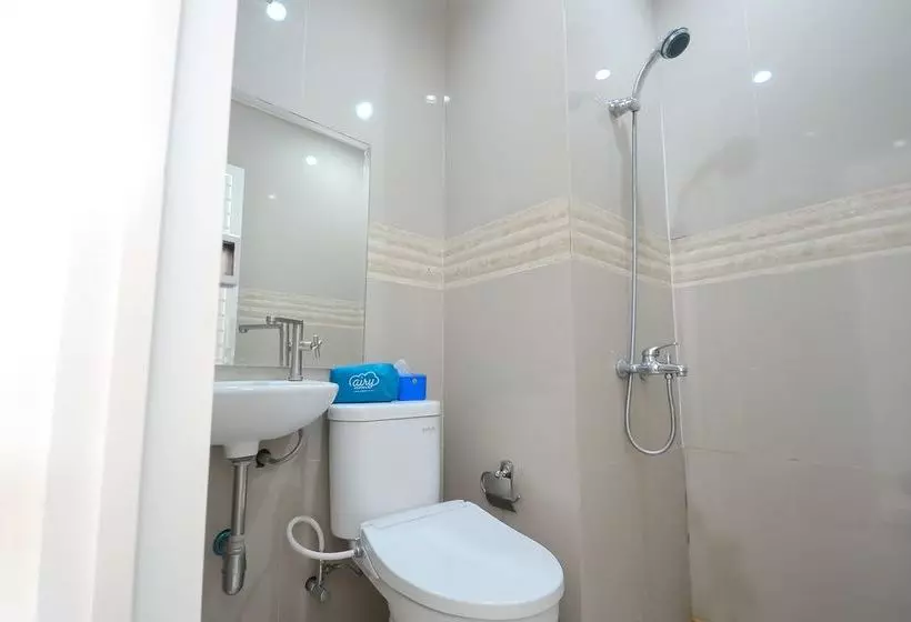 ホテル Airy Eco Syariah Lowokwaru Ikan Gurami Malang