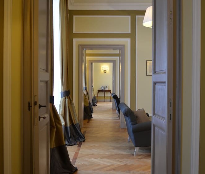 בית מלון כפרי Castello La Leccia