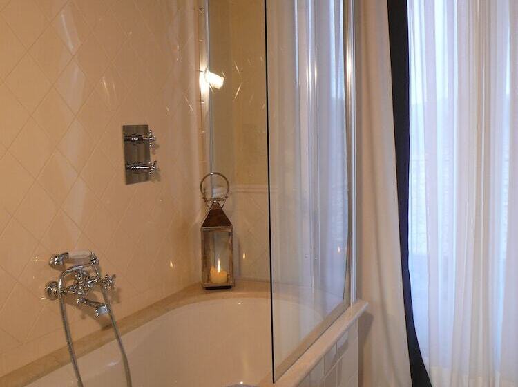 בית מלון כפרי Castello La Leccia