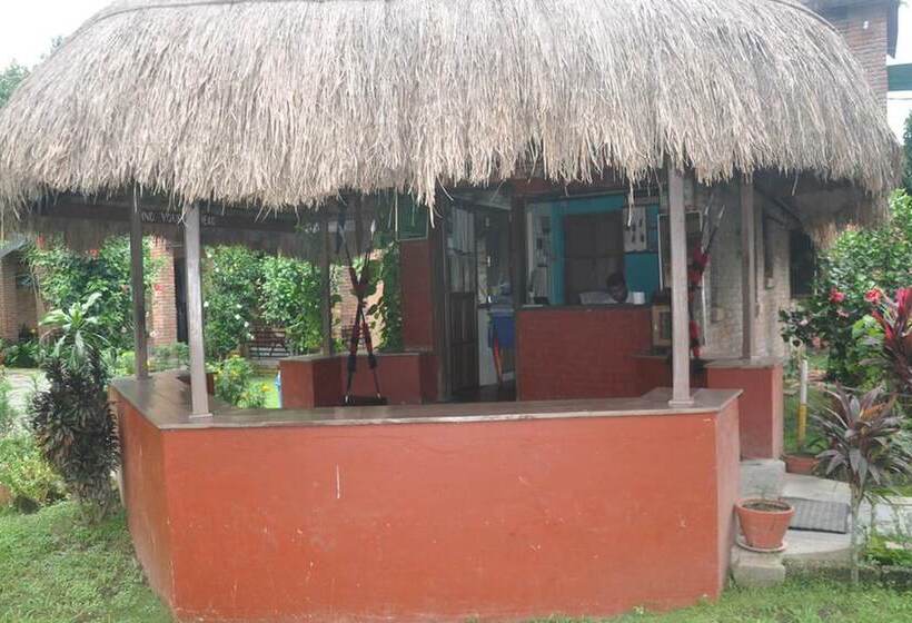 هتل Elephant Camp