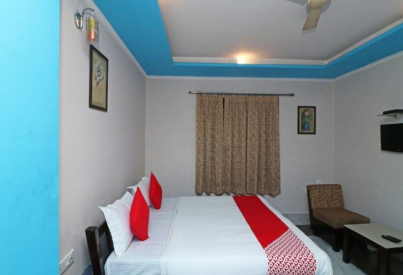 בית מלון כפרי Oyo 13161 King S Palace