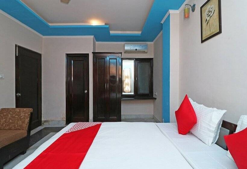 בית מלון כפרי Oyo 13161 King S Palace