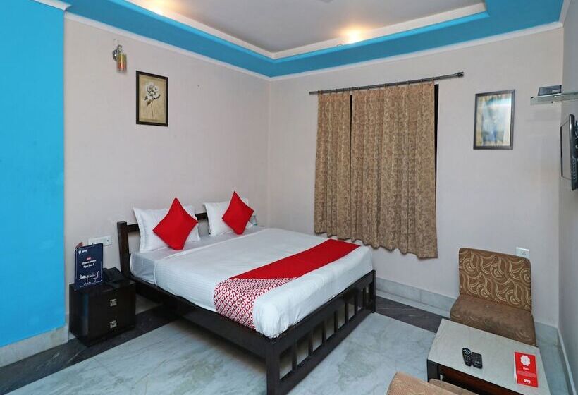 בית מלון כפרי Oyo 13161 King S Palace