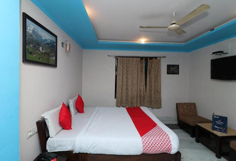 בית מלון כפרי Oyo 13161 King S Palace