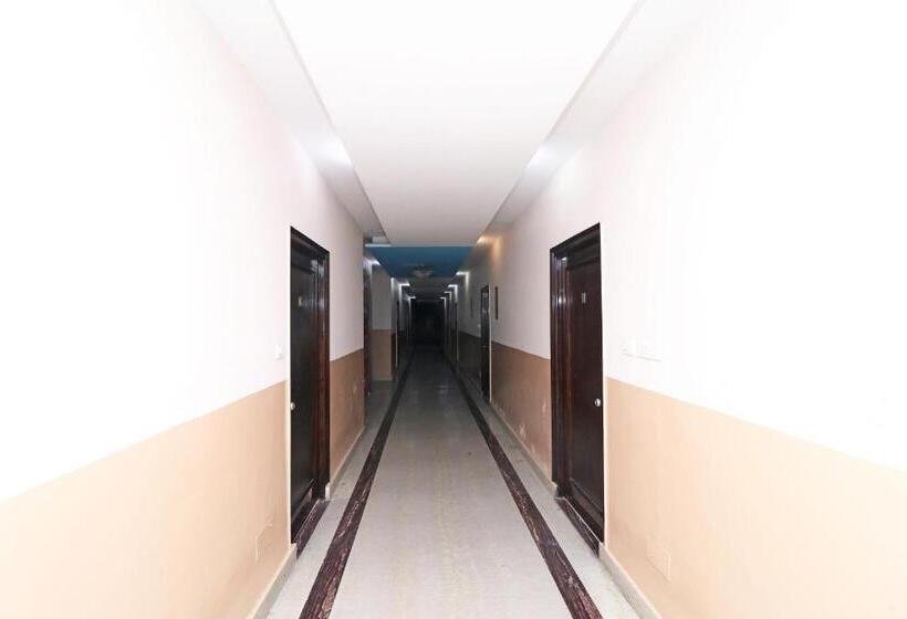 בית מלון כפרי Oyo 13161 King S Palace