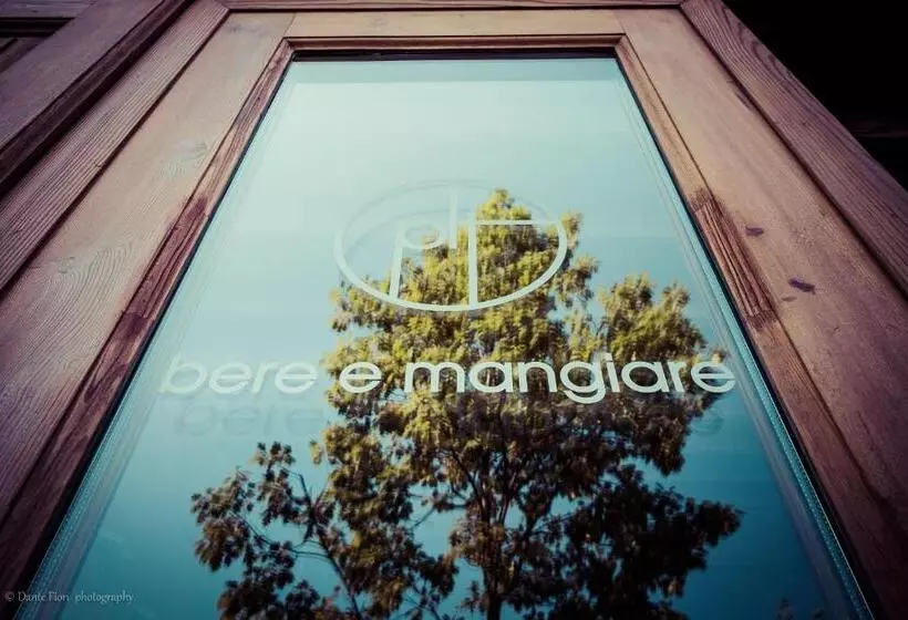 Hotelli Podere La Torre