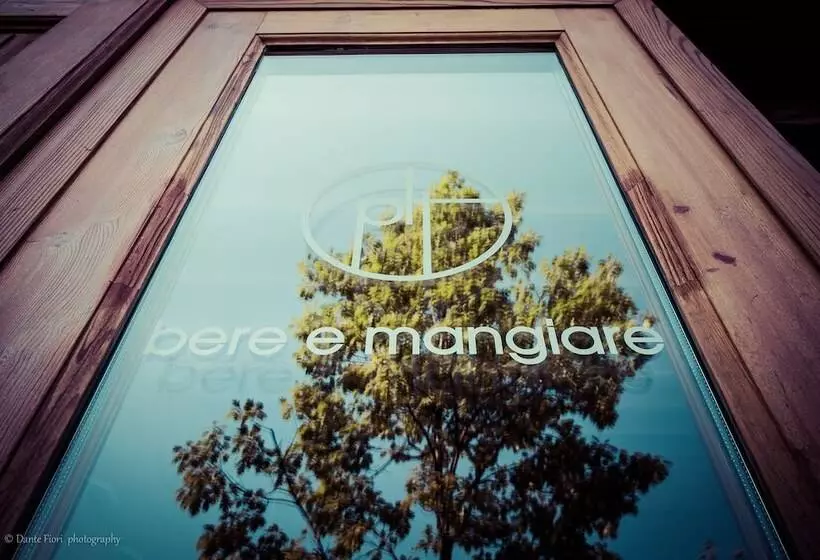 Hotelli Podere La Torre