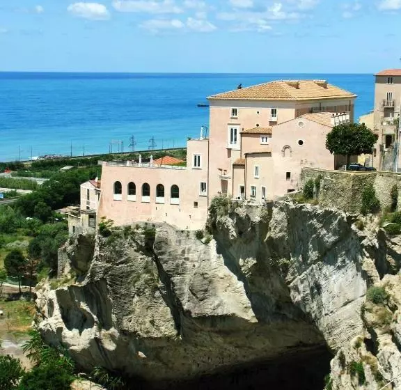 Hotel Ristorante Le Clarisse