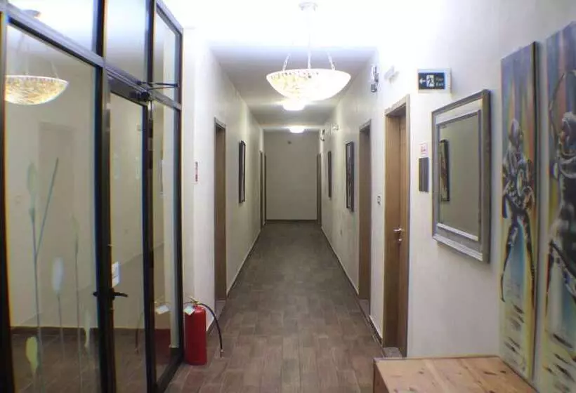 Murex Plaza Hotel & Suites