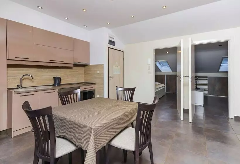 پانسیون Apartments Sofija