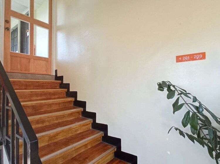 Panzió B&j Guesthouse And Functions Inc