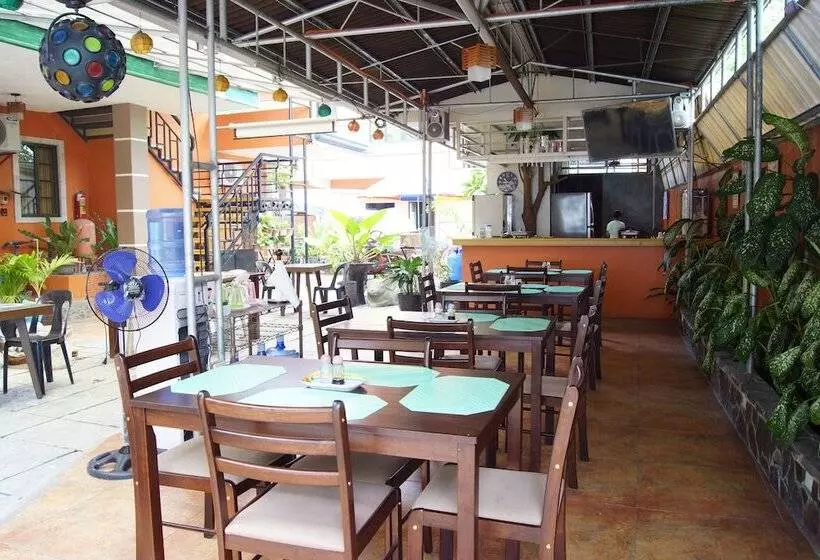 Majatalo B&j Guesthouse And Functions Inc