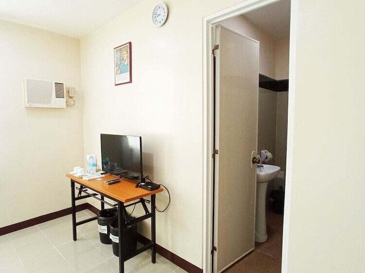 Panzió B&j Guesthouse And Functions Inc