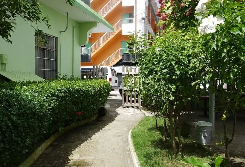 پانسیون G.t. Guest House