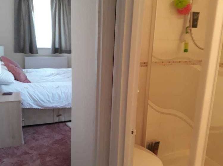 Sawbridgeworth Bed & Breakfast