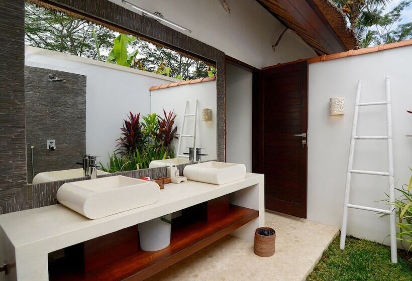 Villa Candi Kecil Tujuh