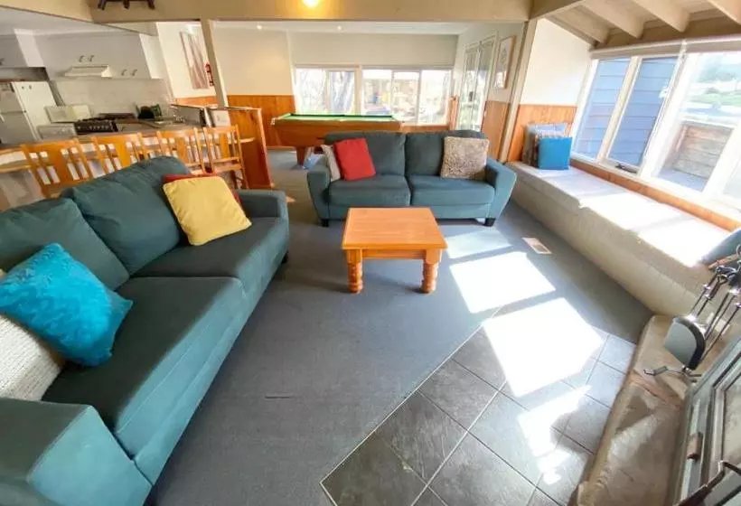 Crystal Brook Lodge