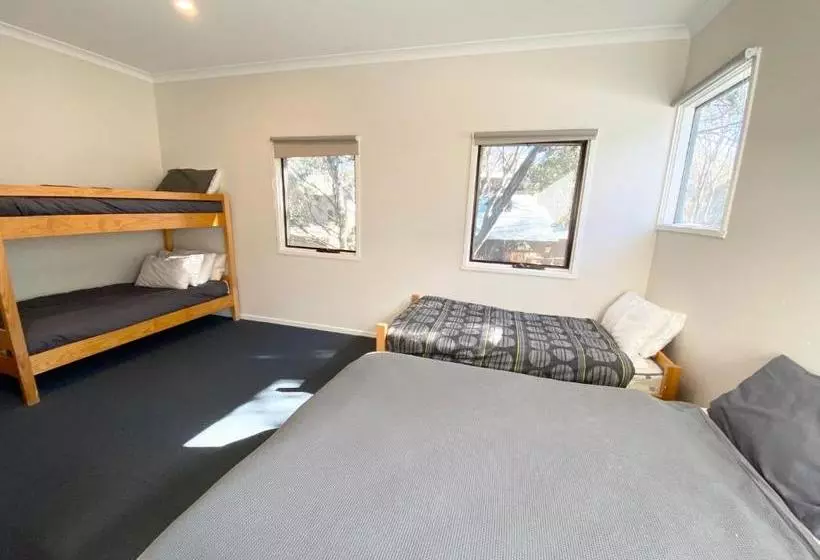 Crystal Brook Lodge