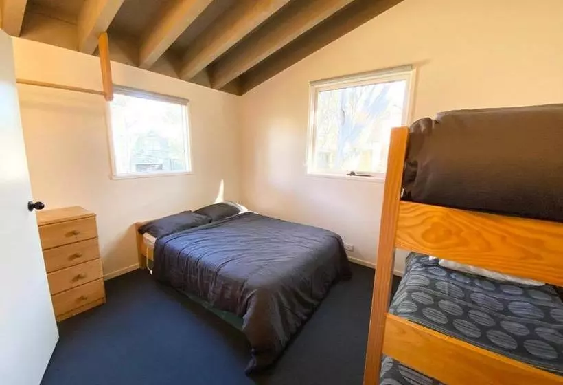 Crystal Brook Lodge